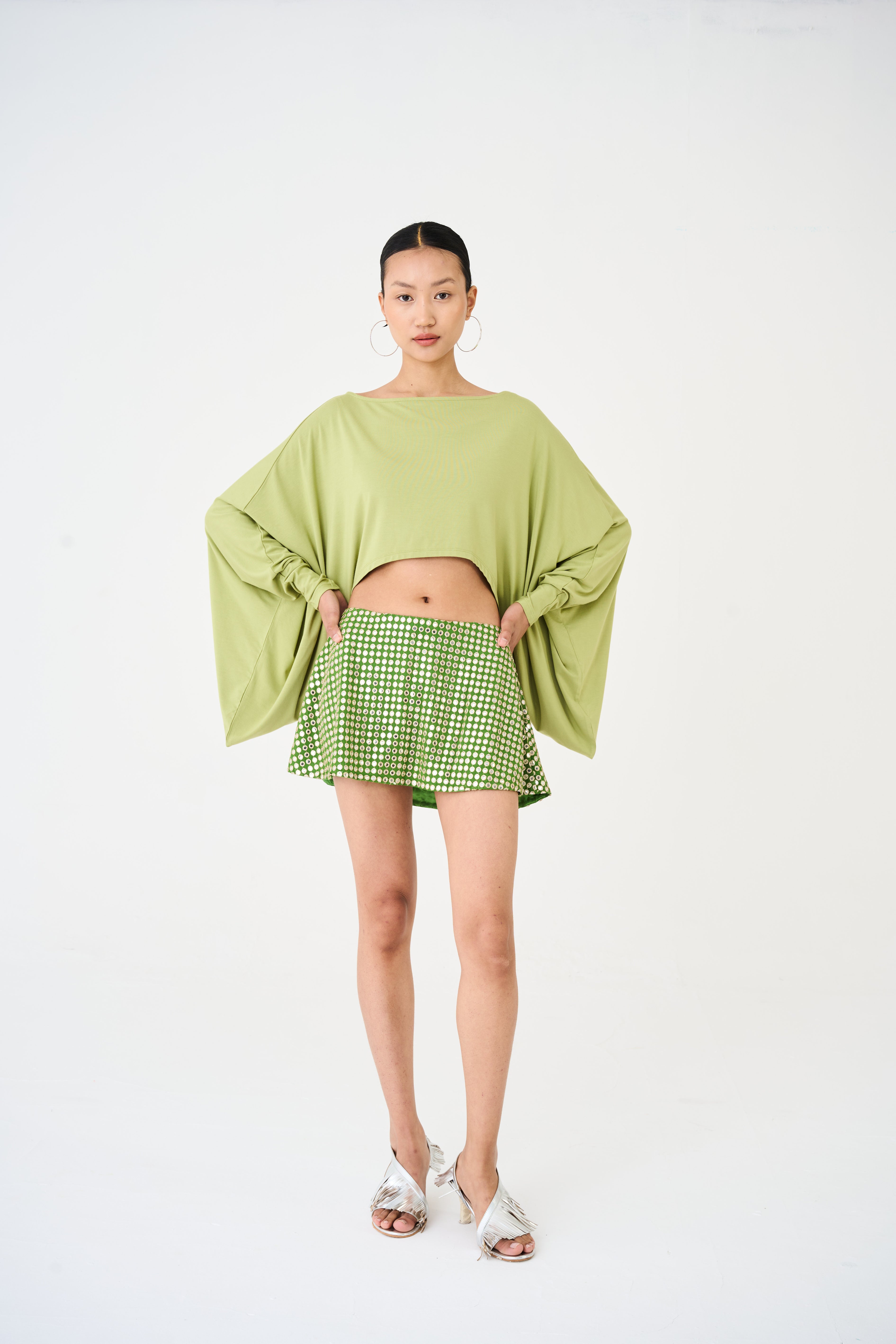Levity Top