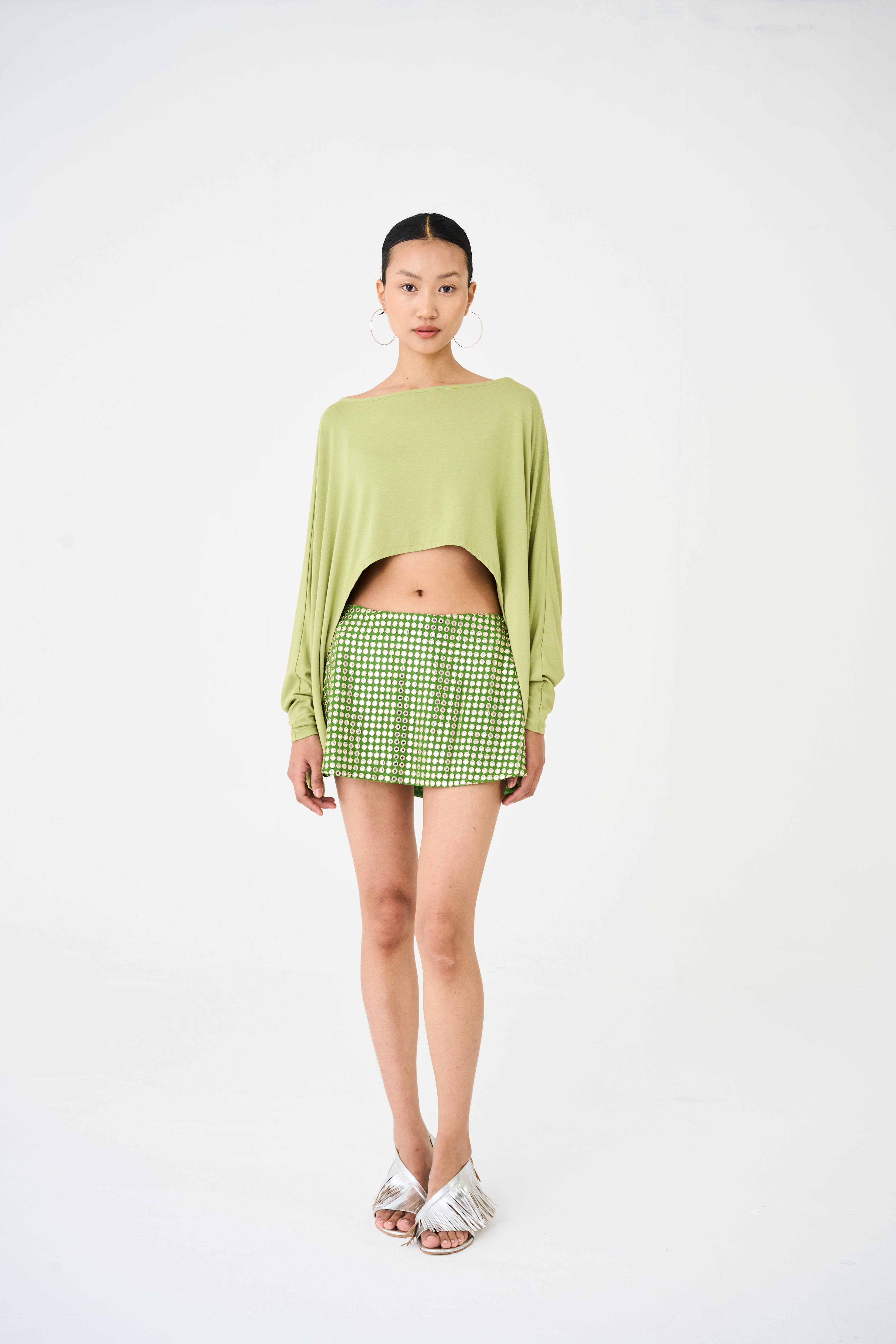 Levity Top